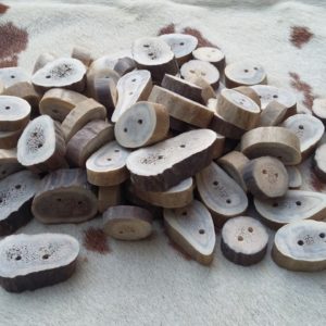 Boutons bois cerf