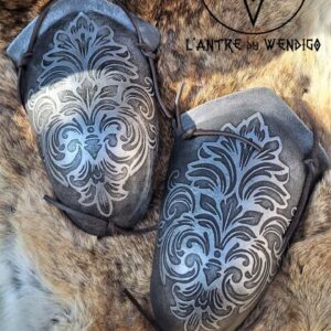 Armures coquille métal gravé